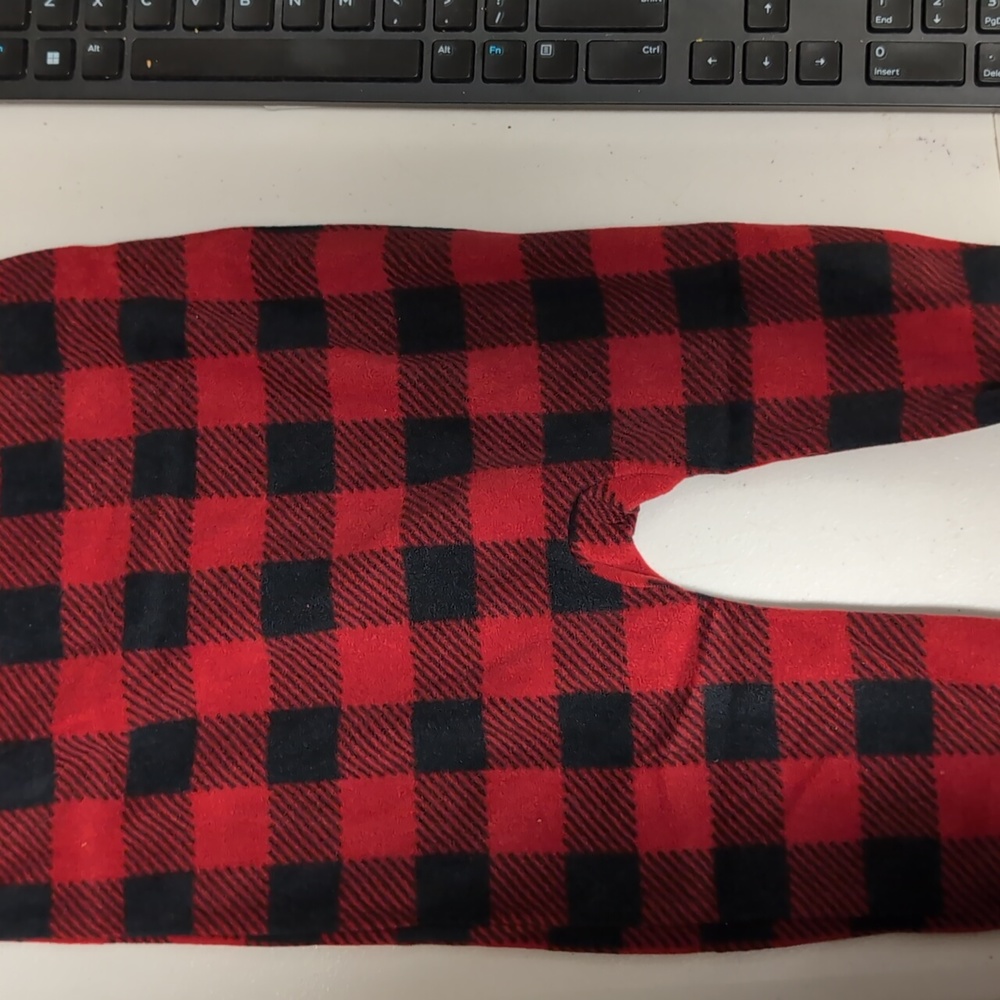 Kid's pj's - Picture 3 of 4